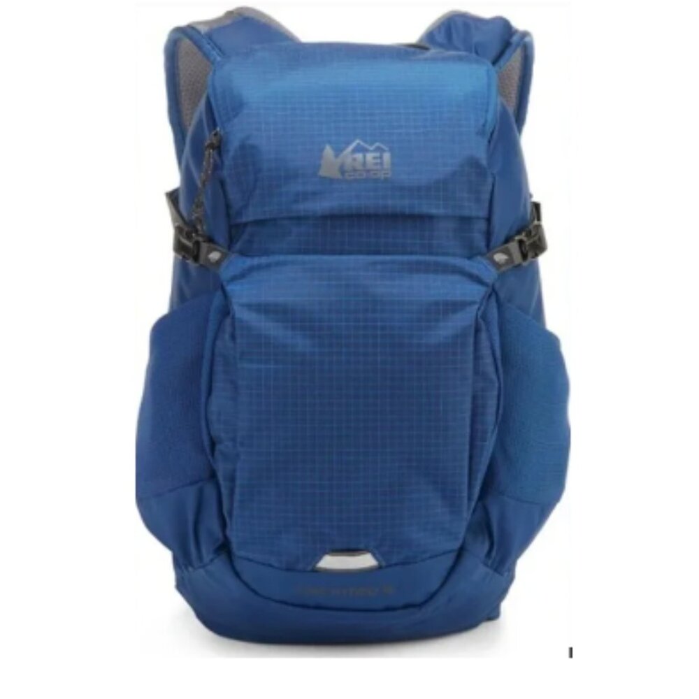 REI Co-op Link 15 L Hydration Pack in Blue. Like new!